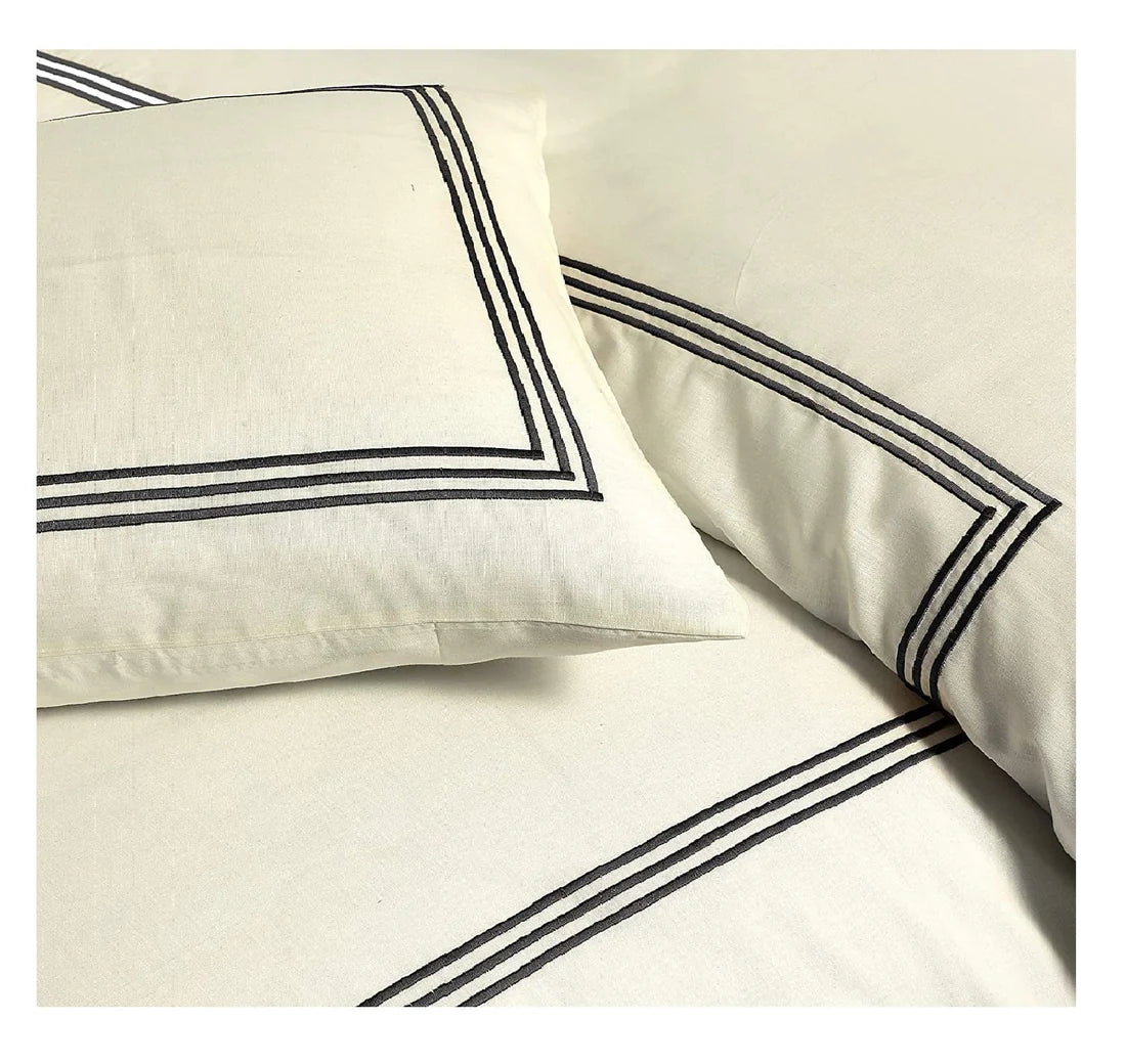 100% Microfiber Beretta Stitch Duvet Cover Set- Cream/Black