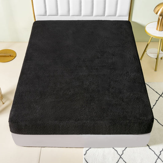 Black Extra Deep Teddy Fleece Fitted Sheet